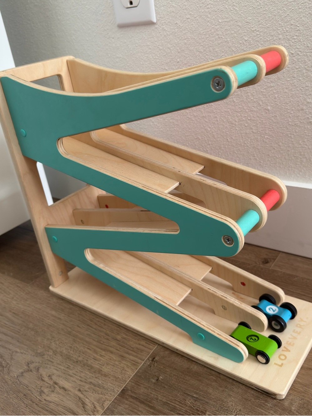 Lovevery The Adventure Kit Wooden Car Ramp Toy Motor Skills Developmental